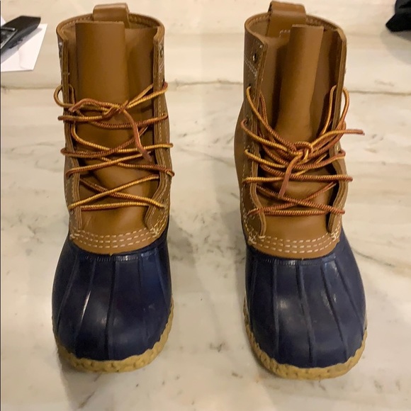 LL Bean Women’s Duck Boots - Picture 6 of 6